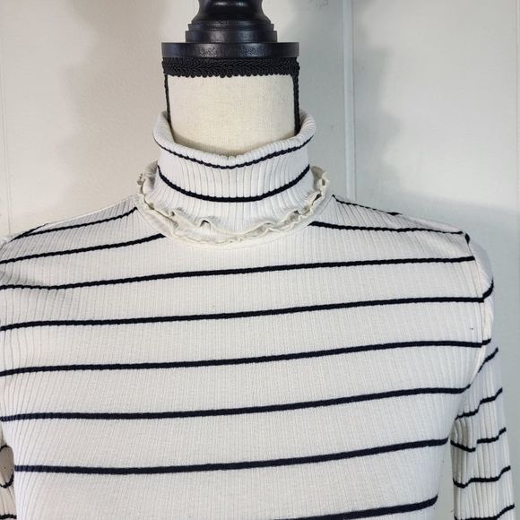 JCREW White Black Ribbed Striped Thin Turtleneck Sweater Size XXSmall - Picture 3 of 5